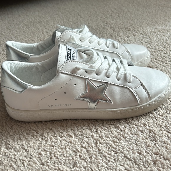 EEUC Vintage Havana Fashion Sneakers - Picture 3 of 7